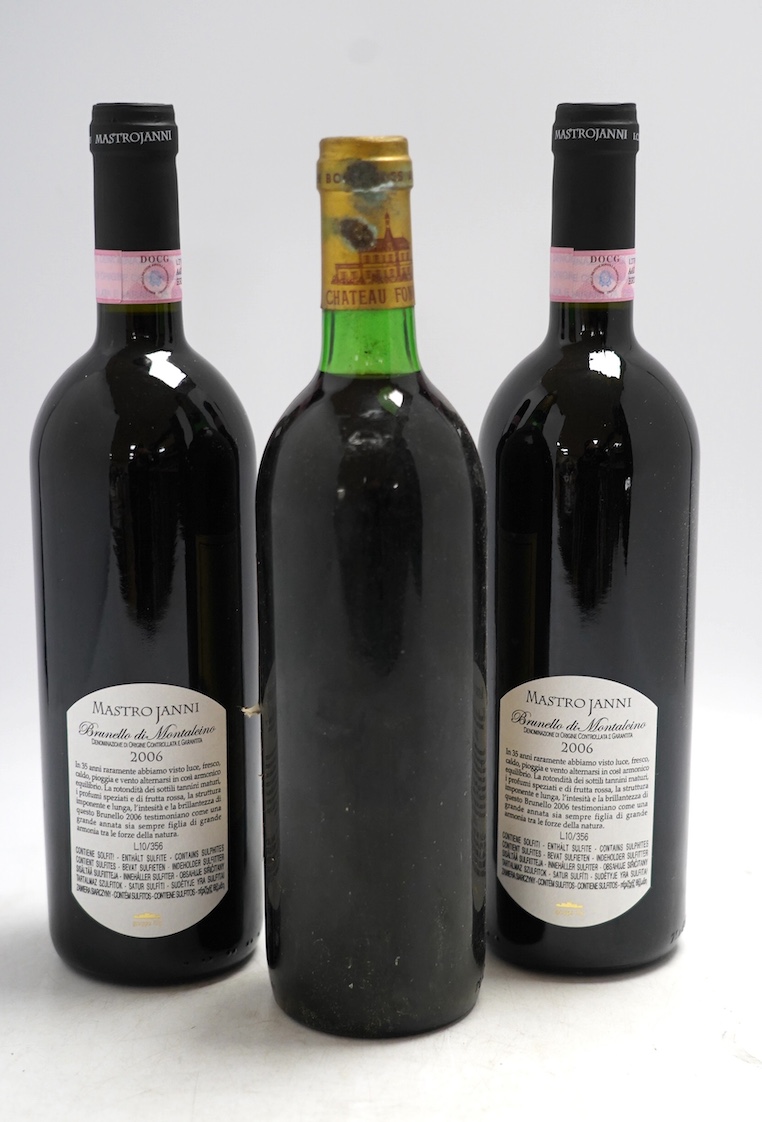 Fifteen various bottles of wine to include five bottles of Mastro Janni 2006 and a bottle of Chateau Fonreaud 1978. Condition - fair, storage history unknown